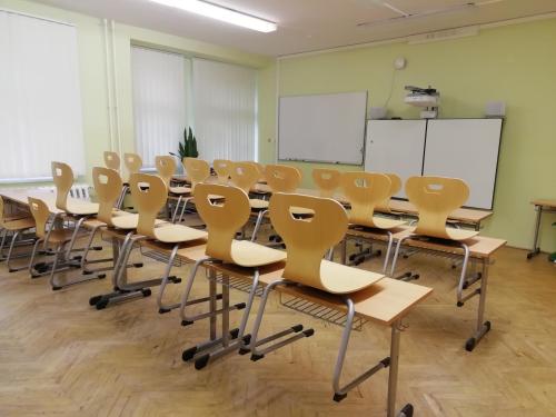 Klassenzimmer für Englischunterricht (1. OG)