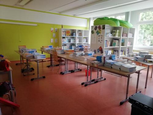 Bibliothek (EG - Raum 4)