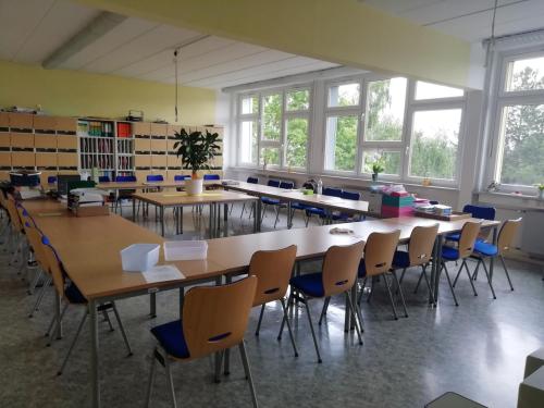 Großes Lehrerzimmer (1.OG - Zi. 121)