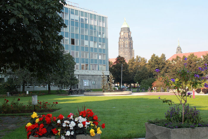 Hauseingang Amt für Stadtgrün und Abfallwirtschaft