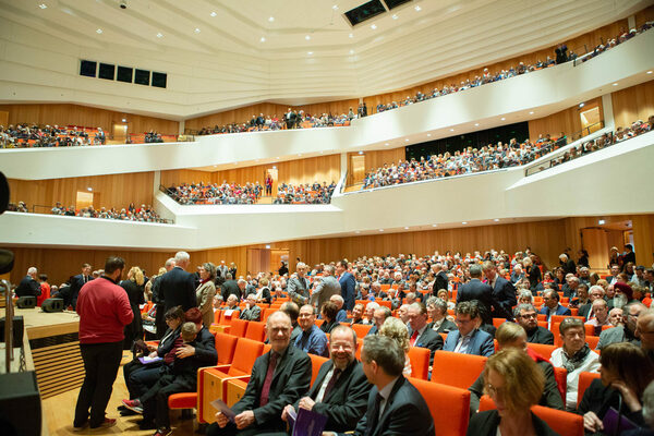 2019-01-26_NeujahrseröffnungOBHilbert_web_32.jpg