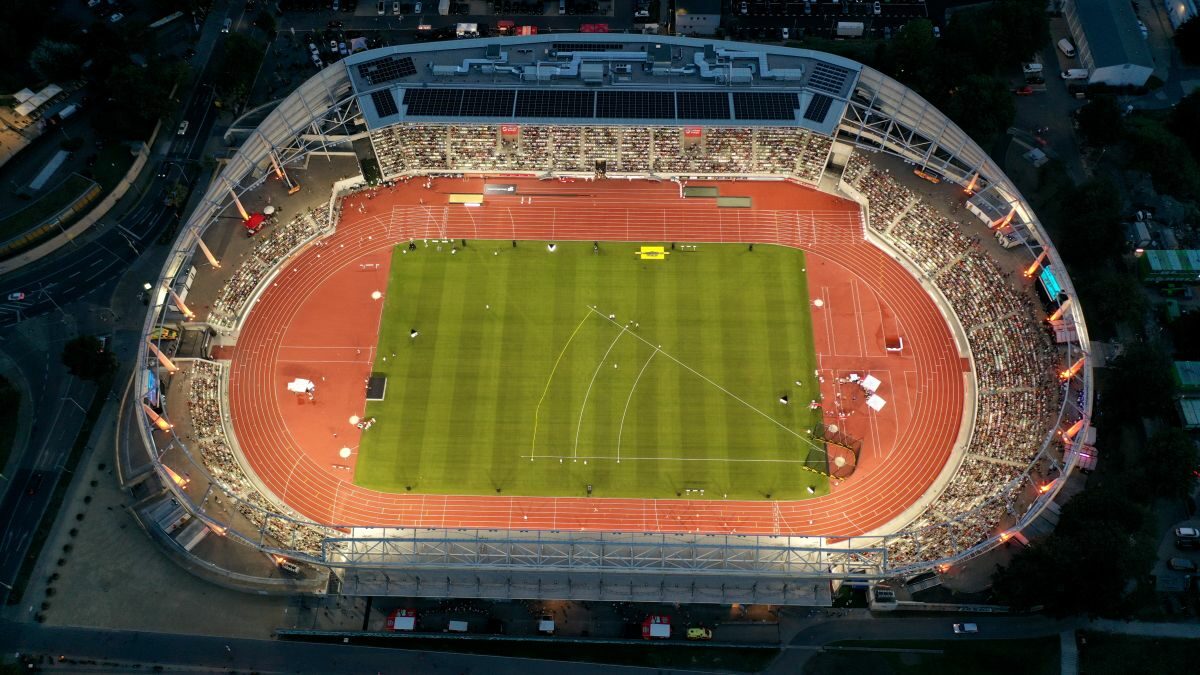 Heinz-Steyer-Stadion von oben