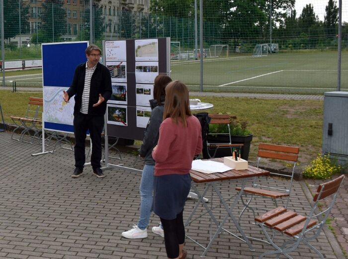 Öffentliche Projektvorstellung und Ideenaustausch mit Anwohnenden und Vertretenden des Sportvereines SSV Turbine Dresden e. V.