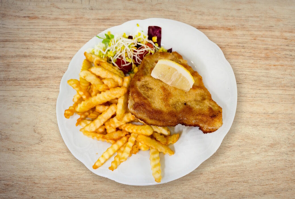 Schnitzel mit Pommes Frites